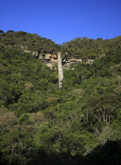 Cachoeira-dos-Três-Saltos-©-Renato-Rizzaro